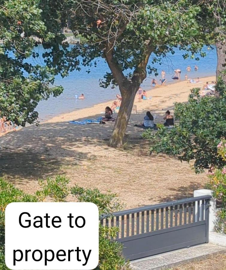 فندق Waterfront One ميميزا بلاج المظهر الخارجي الصورة